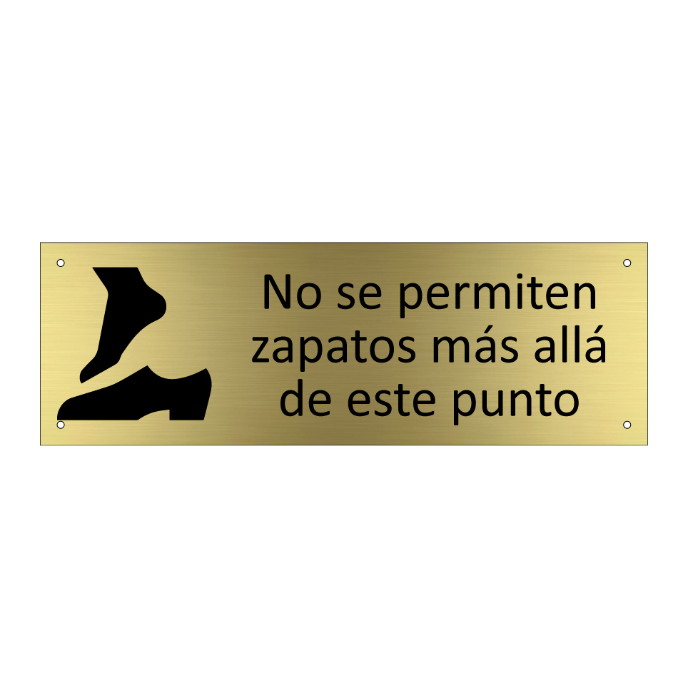 No se permiten zapatos más allá de este punto