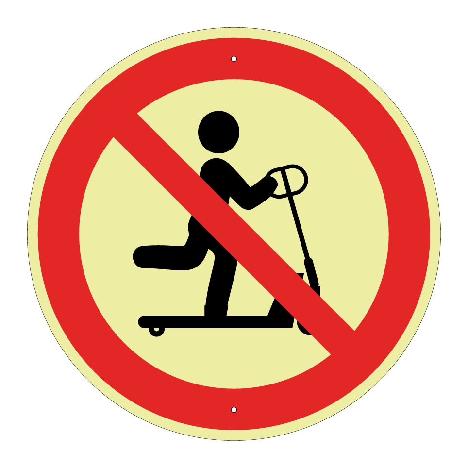 Prohibido montar en transpaleta