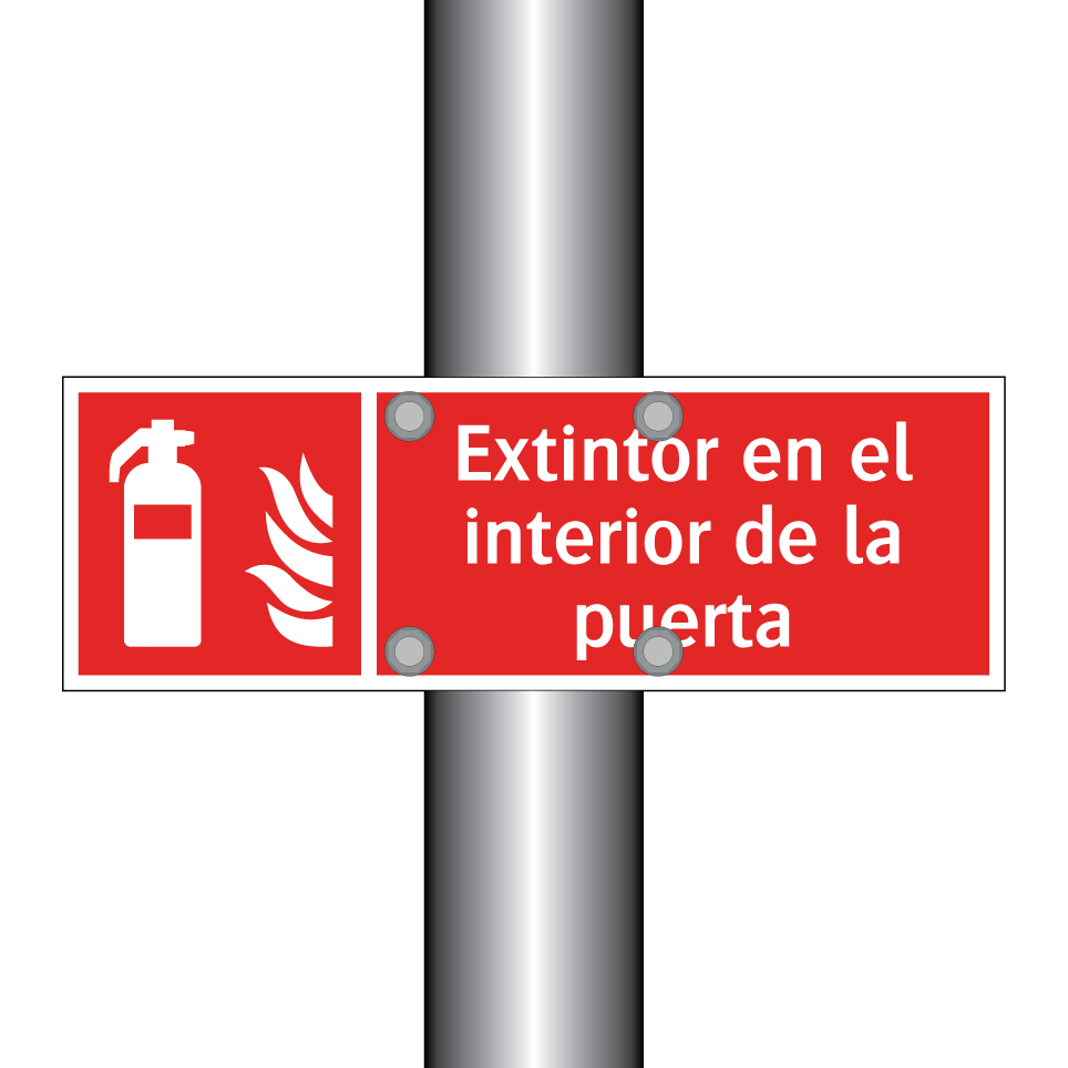 Extintor en el interior de la puerta