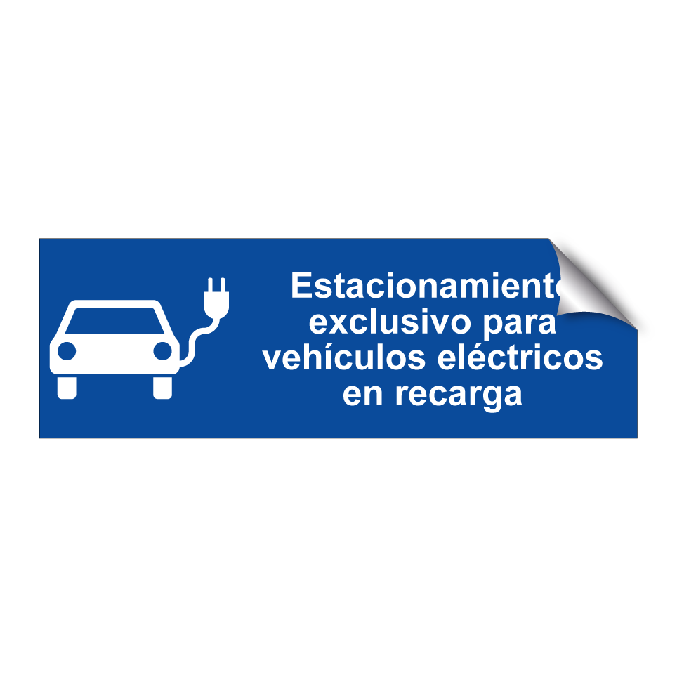 Estacionamiento exclusivo para vehículos eléctricos en recarga