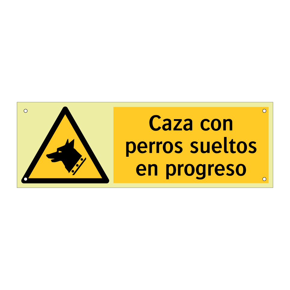 Caza con perros sueltos en progreso