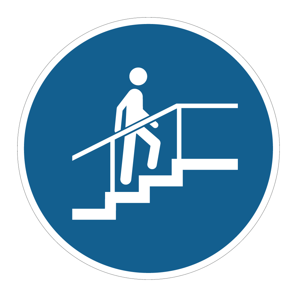Usar escaleras con pasamanos